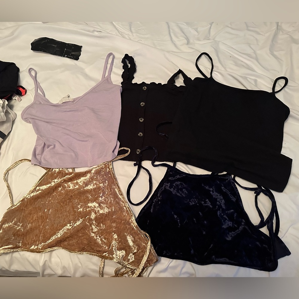 Crop tops